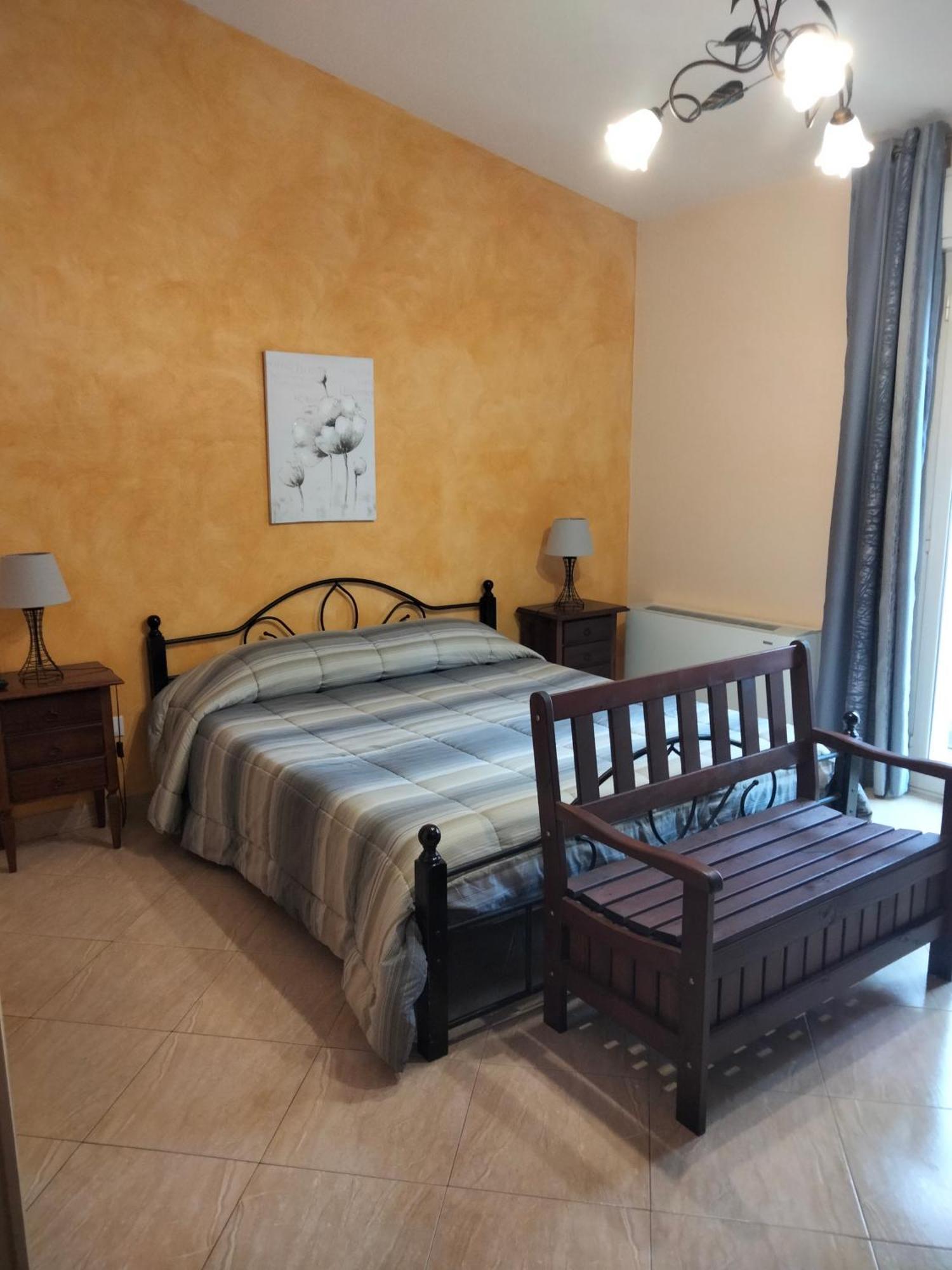 The Best Rooms & Apartments - Parcheggia Gratis Sotto Casa Ed Entra - Мадзара-дель-Валло Екстер'єр фото