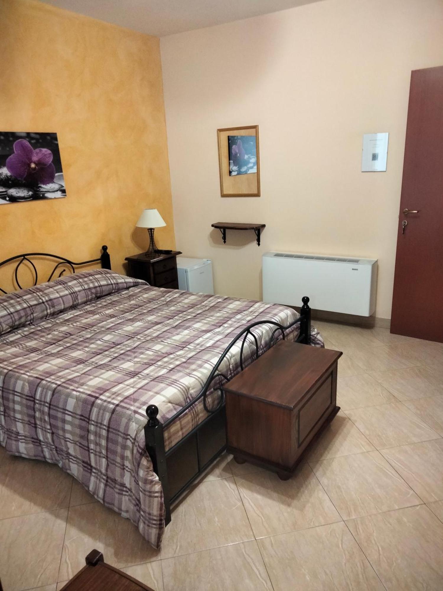 The Best Rooms & Apartments - Parcheggia Gratis Sotto Casa Ed Entra - Мадзара-дель-Валло Екстер'єр фото